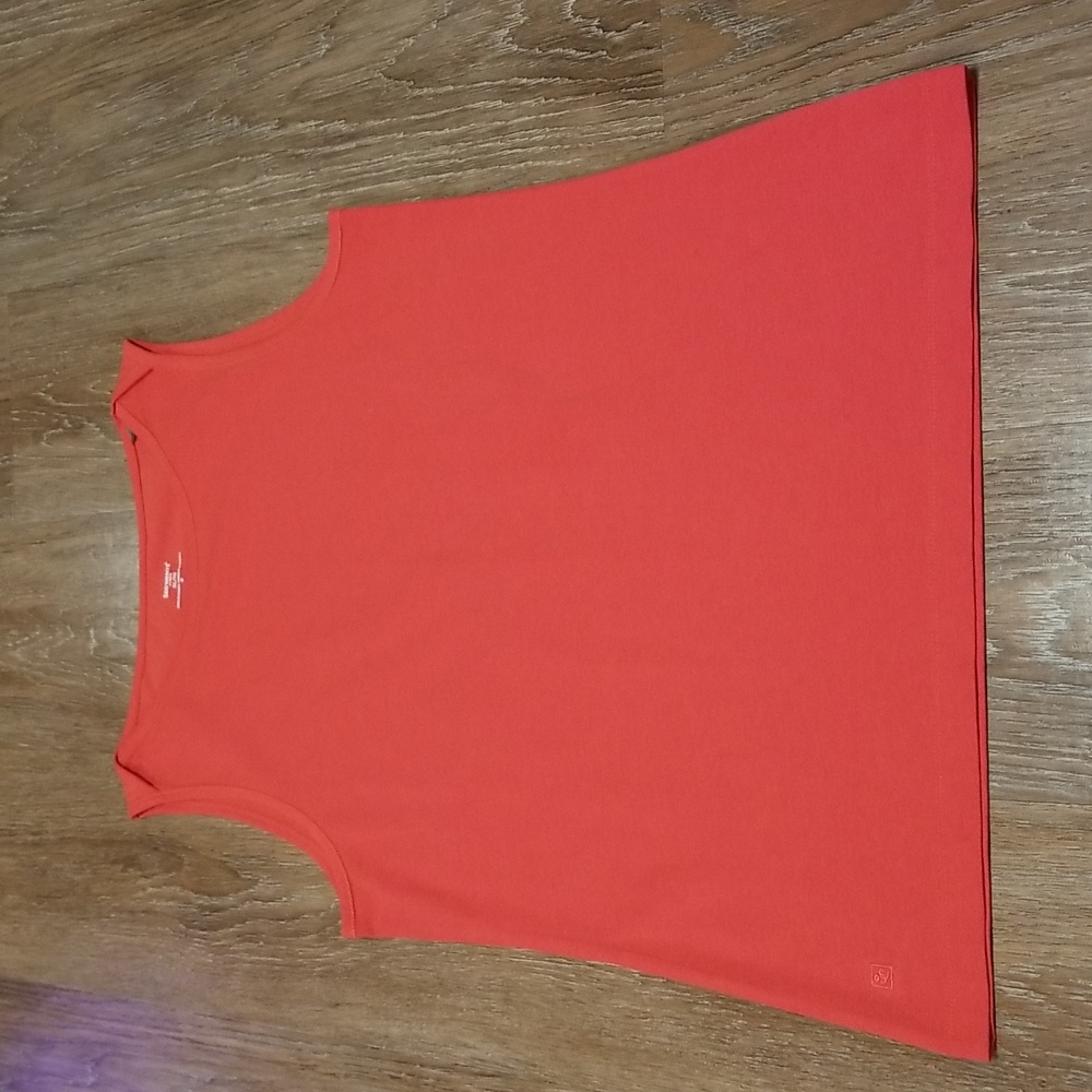 (XL) Seg' ments Made in Canada Casual Resortwear Minimalist Solid Color